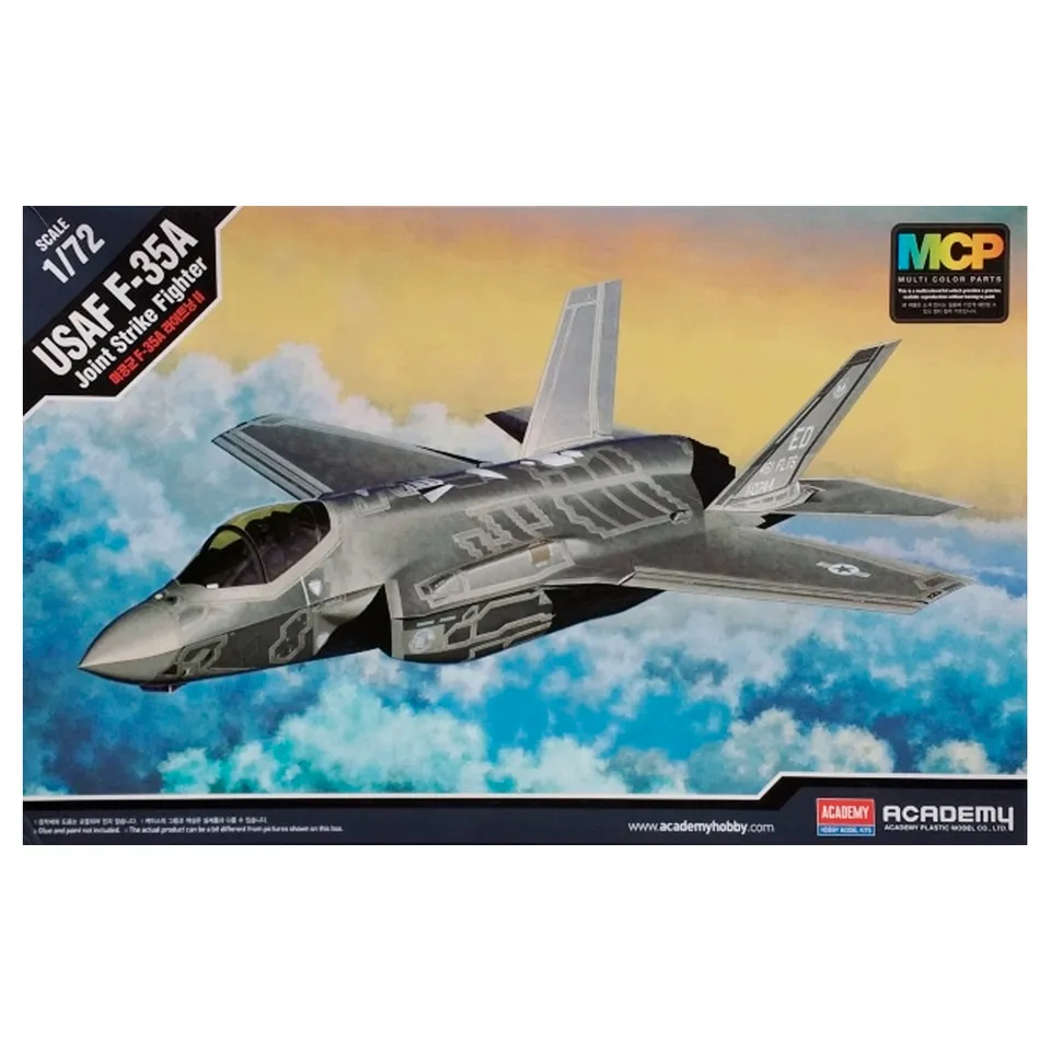 ak-interactive-usaf-f-35a-lightning-ii-1-72-kit-aereo-in-scala-1-72 image 1