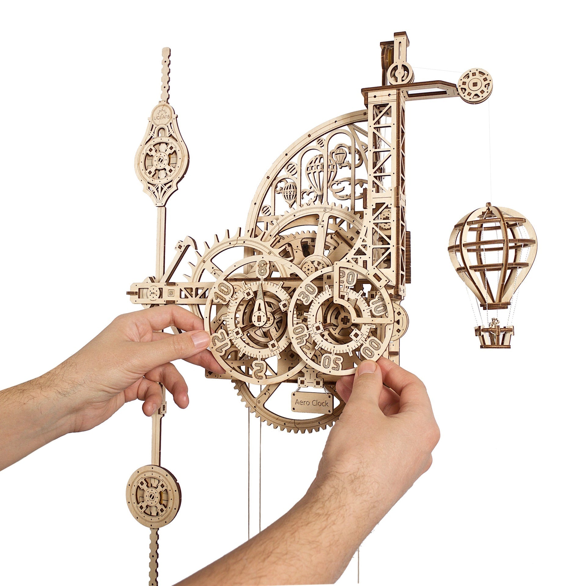 ugears-aero-clock-orologio-da-parete-con-pendolo-in-legno image 2