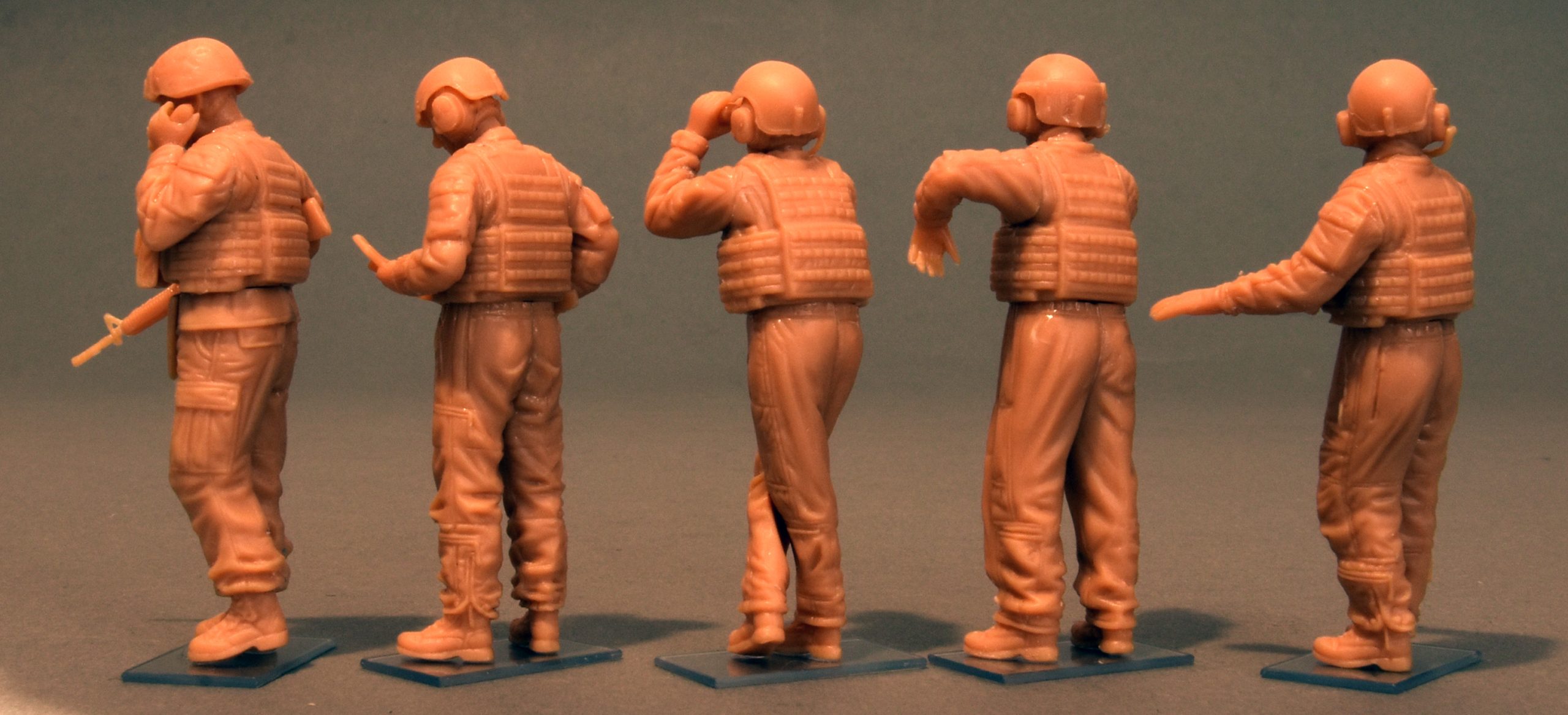 ak-interactive-usmc-tank-crew-1-35 image 3