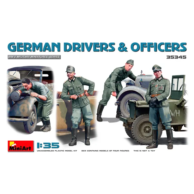 ak-interactive-set-figurini-1-35-german-drivers-officers image 1