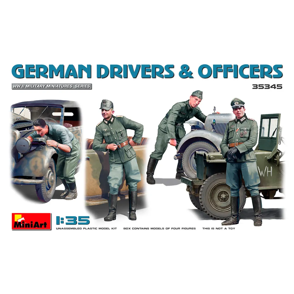 ak-interactive-set-figurini-1-35-german-drivers-officers image 1