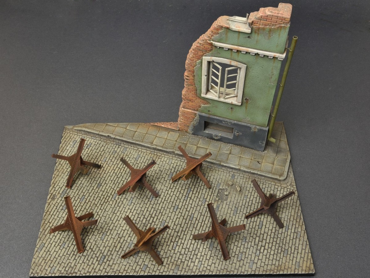 ak-interactive-1-35-anti-tank-obstacles-ostacoli-anticarro-da-modellismo image 3