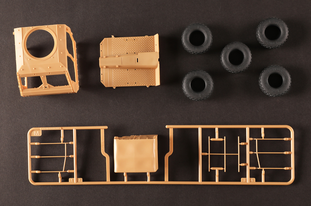 ak-interactive-1-35-m1278a1-heavy-guns-carrier-mctags-kit image 2