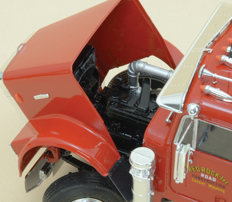 ak-interactive-1-24-freightliner-heavy-dumper-truck image 4