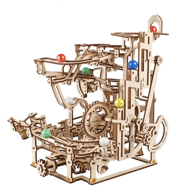 ugears-marble-run-tiered-hoist-percorso-biglie-in-legno-con-montacarichi-a-manov image 1
