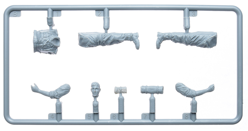 ak-interactive-1-35-german-infantry-at-rest-set-figure-in-scala-1-35 image 6