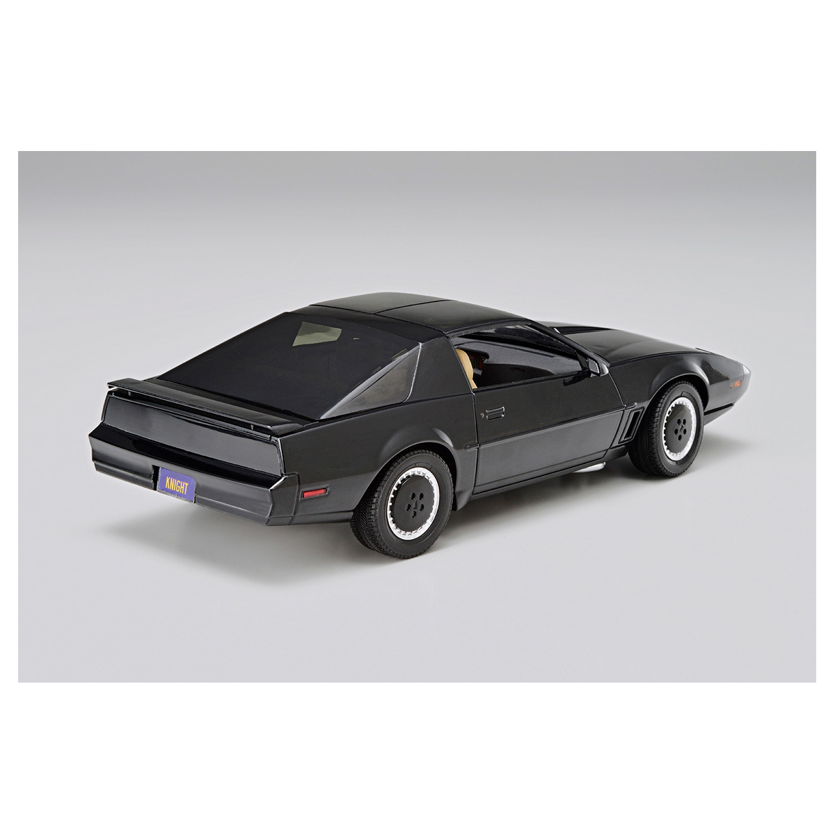 ak-interactive-1-24-knight-rider-2000-k-i-t-t-season-one-kr-06 image 3