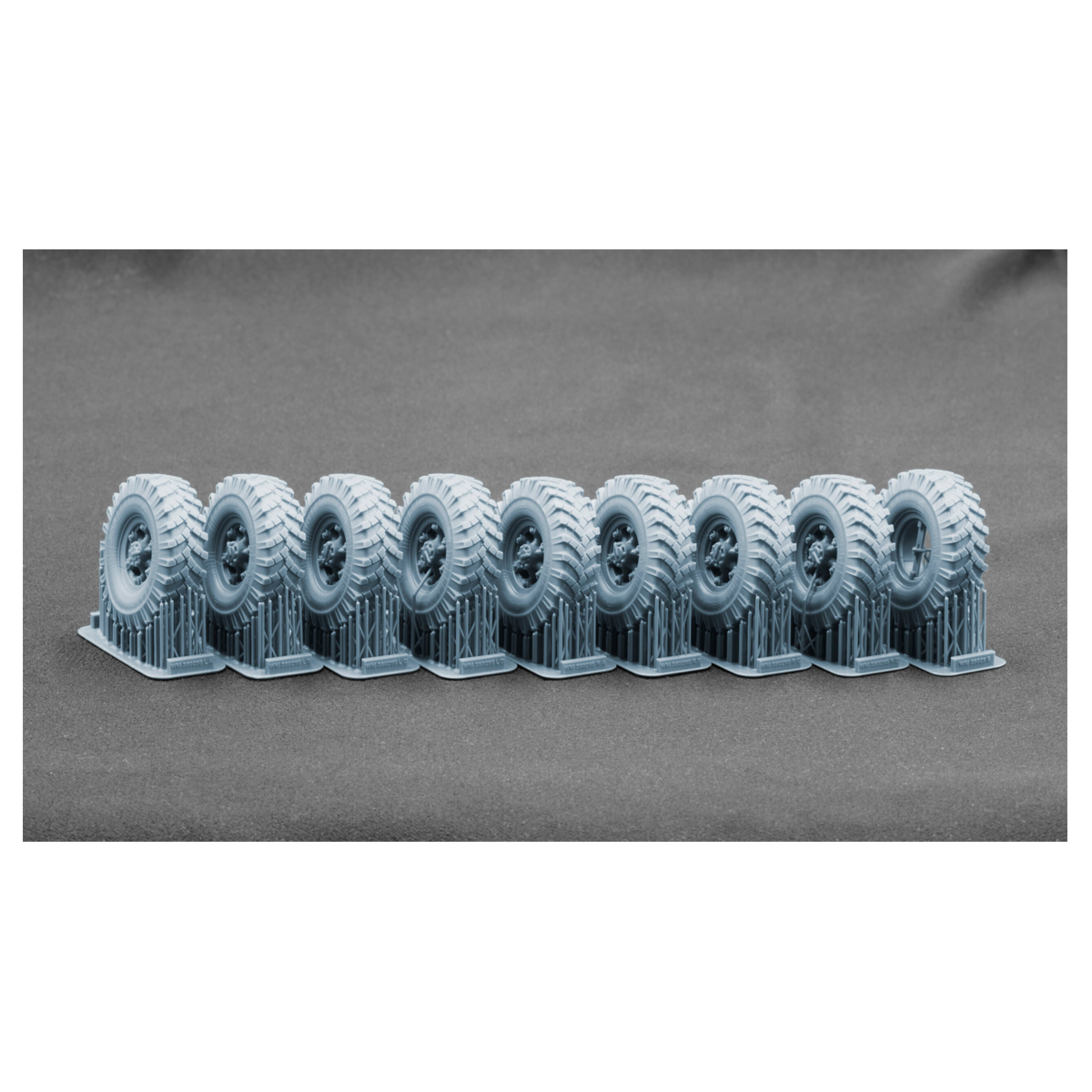 ak-interactive-chmzap-5247g-semi-trailer-weighted-wheel-set-1-35 image 2