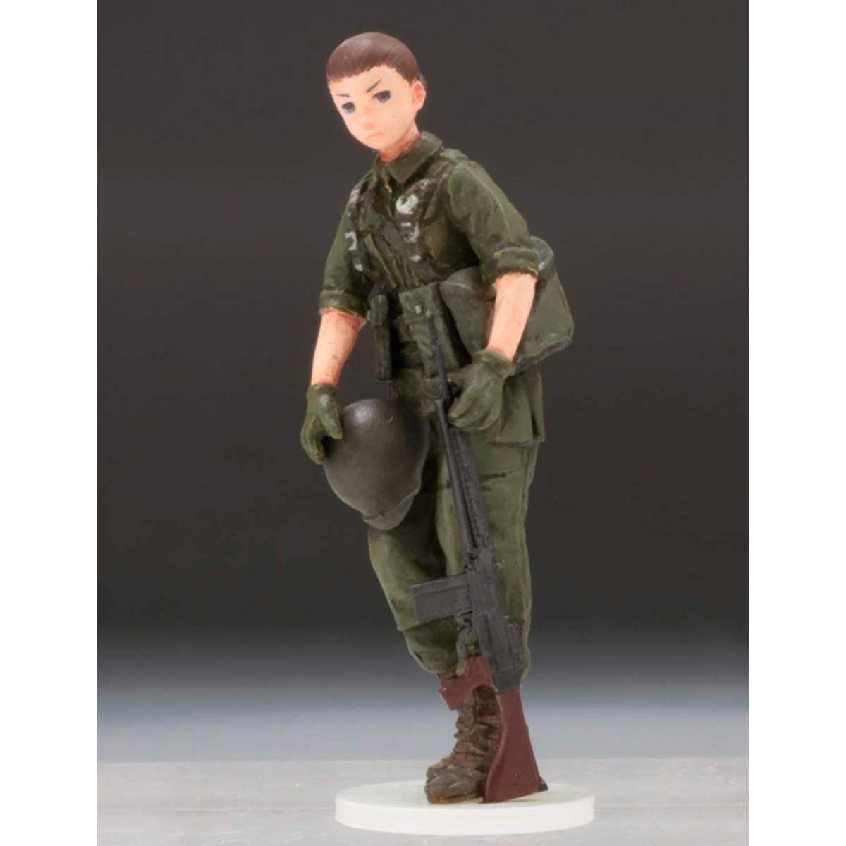 ak-interactive-1-35-chica-con-uniforme-storico-e-camion-leggero-tipo-73-kit-in-s image 3