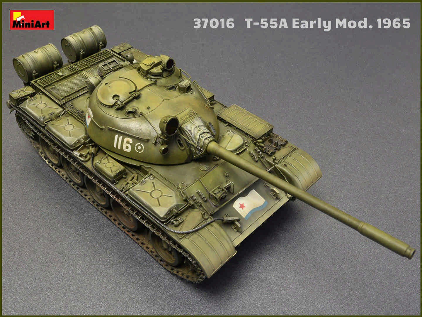 ak-interactive-t-55a-early-mod-1965-interior-kit-scala-1-35 image 3