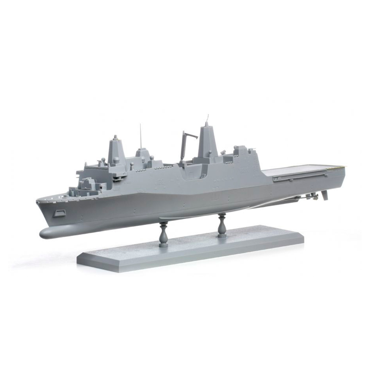 ak-interactive-1-700-u-s-s-new-york-lpd-21-kit-modellismo image 2