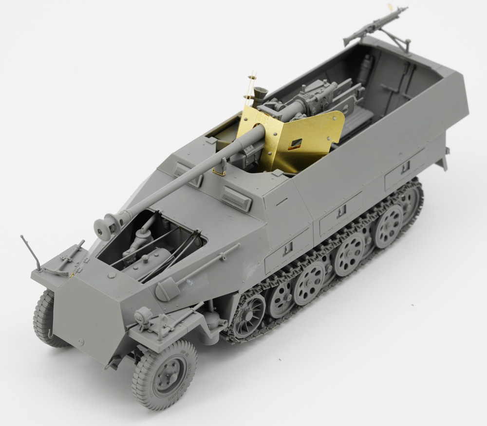 ak-interactive-1-35-sd-kfz-251-22-w-7-5cm-pak-40-pakwagen-kit-modellismo image 5