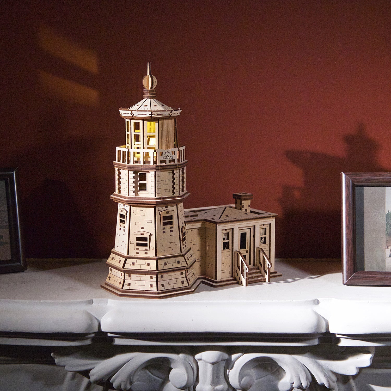 ugears-split-rock-lighthouse-kit-modellismo-meccanico-in-legno image 8