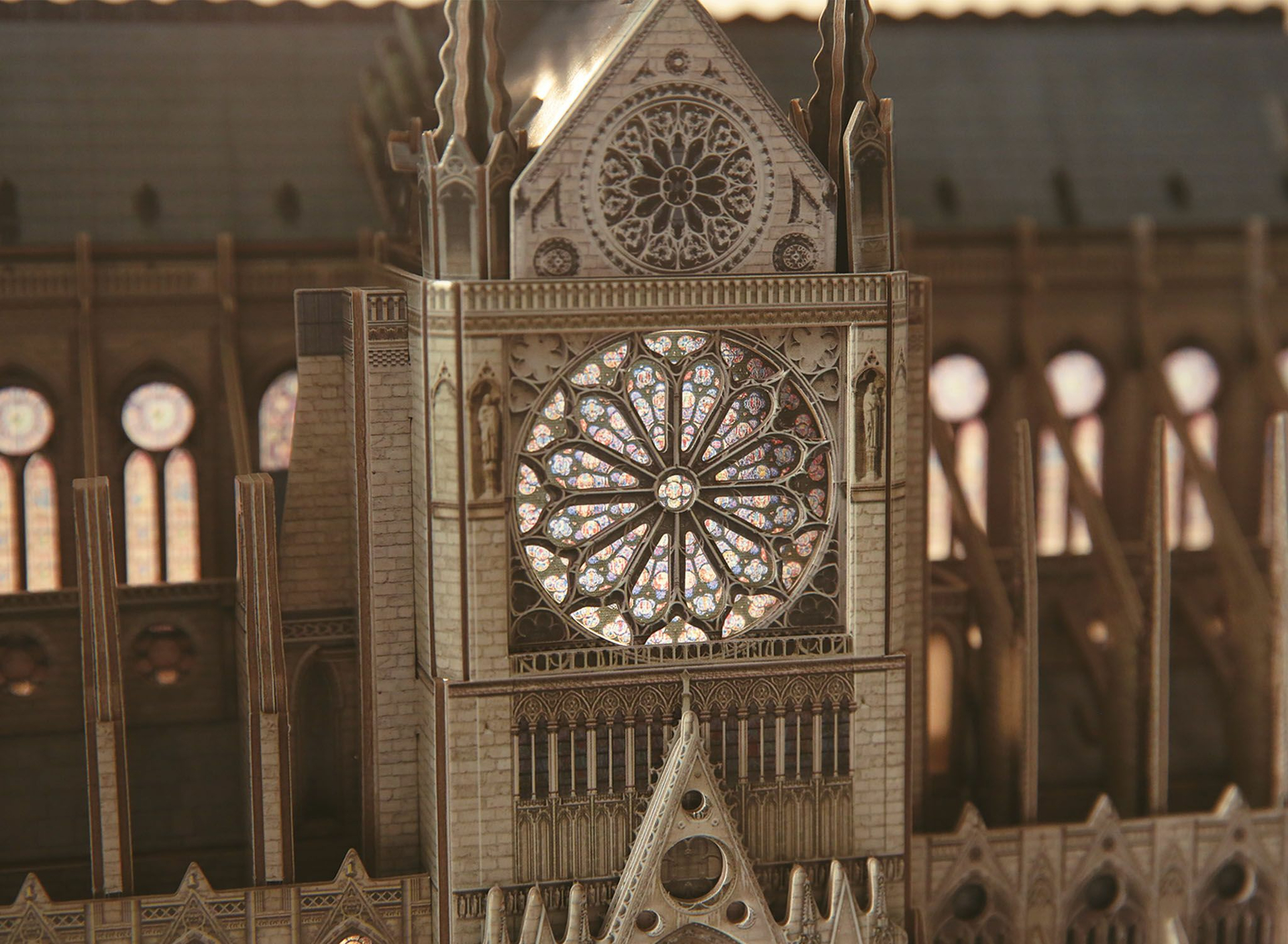 ak-interactive-3d-puzzle-notre-dame-de-paris-modello-in-kit-da-costruire-e-dipin-2 image 5