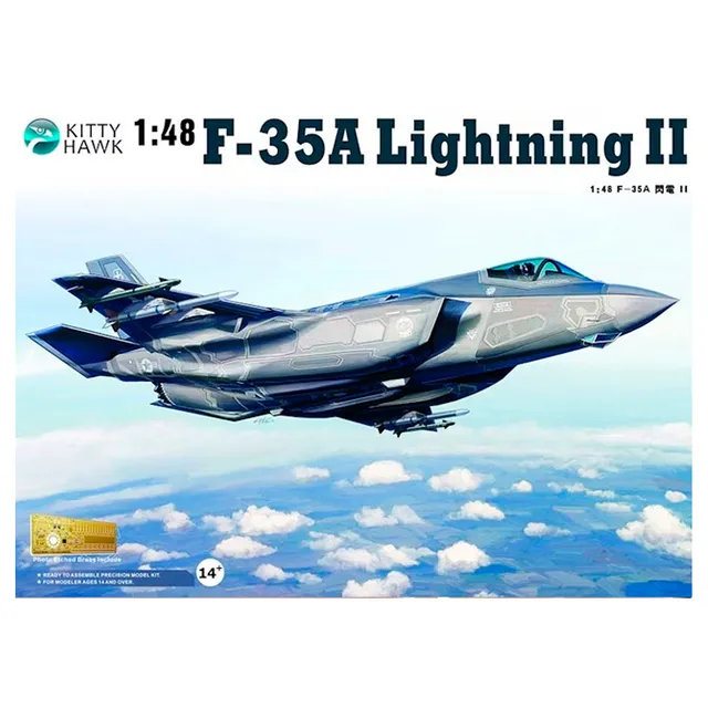 ak-interactive-f-35a-lightning-ii-1-48-kit-in-scala-del-caccia-stealth-di-quinta image 1