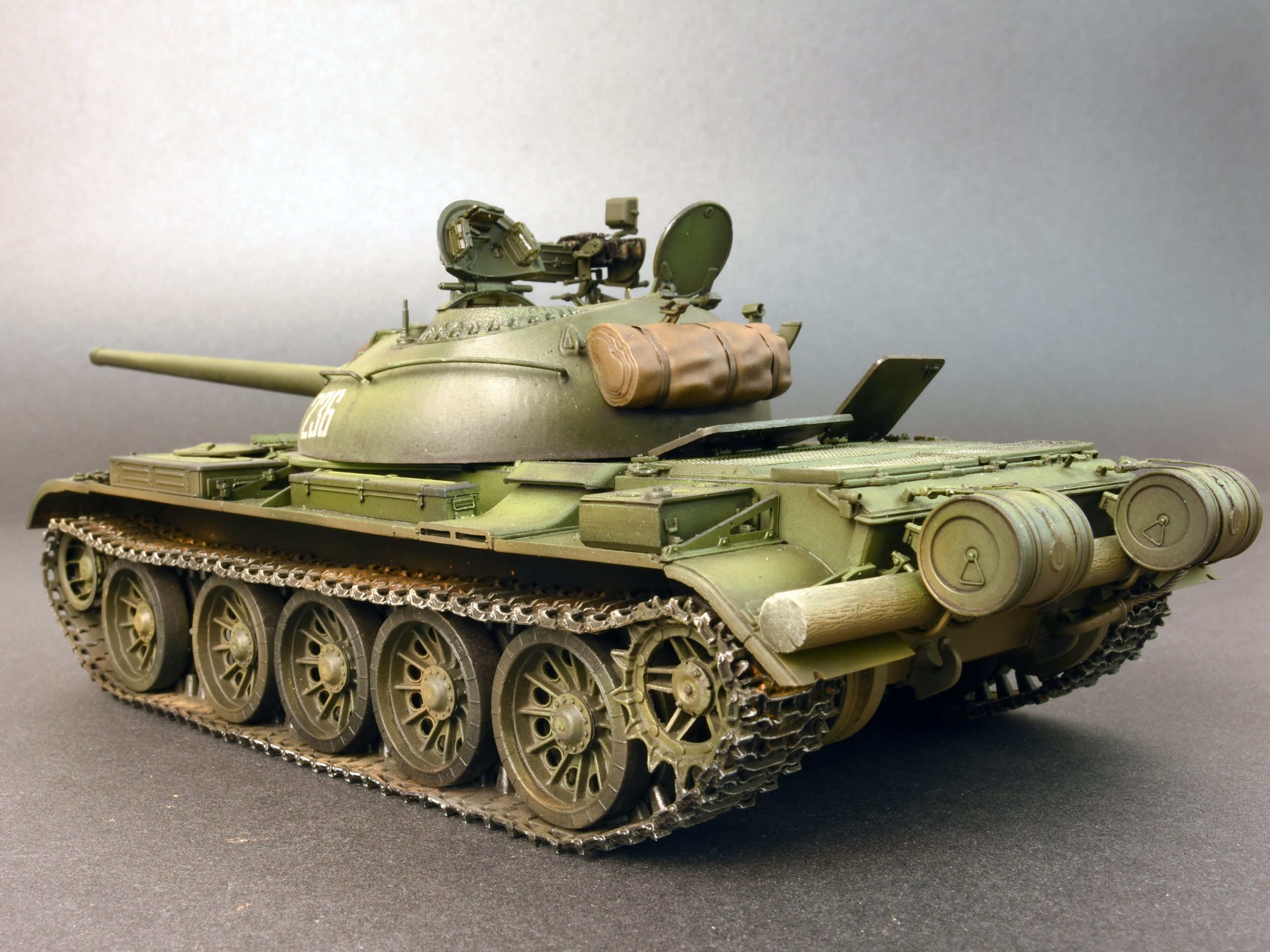 ak-interactive-1-35-t-54-3-mod-1951-kit-di-modellismo-carro-armato image 4