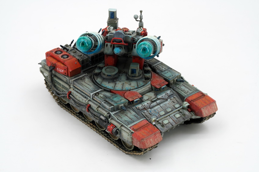 ak-interactive-1-35-tesla-tank-kit-carro-armato-da-costruire-e-dipingere-in-scal image 5