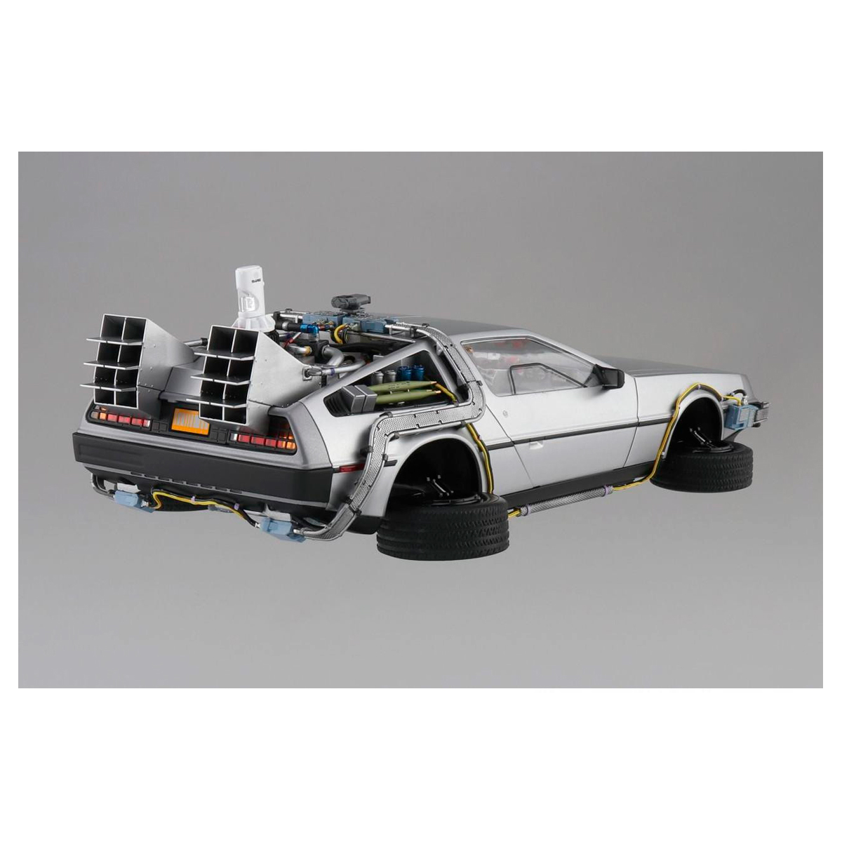 ak-interactive-1-24-time-machine-from-back-to-the-future-part-ii-kit-auto-delore image 3