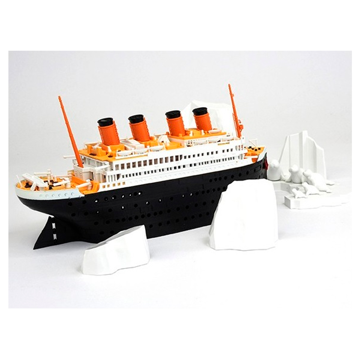 ak-interactive-titanic-seal-iceberg-diorama-1-egg image 3