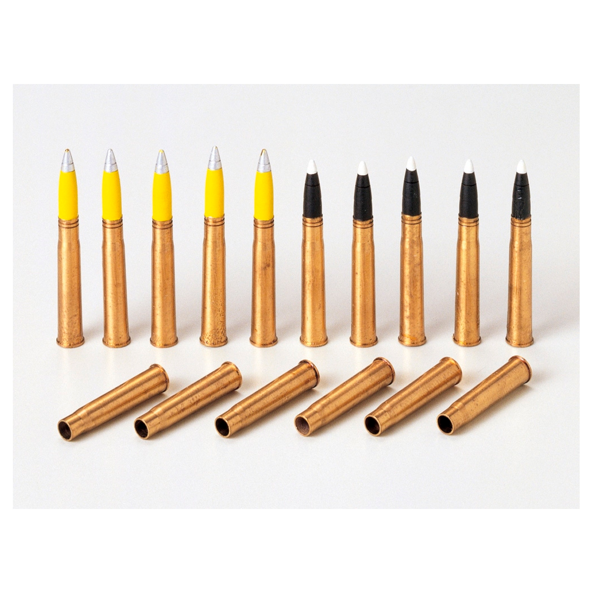 ak-interactive-1-35-tiger-i-brass-88mm-projectiles-kwk36-l56-flak36-37-set-proie image 1