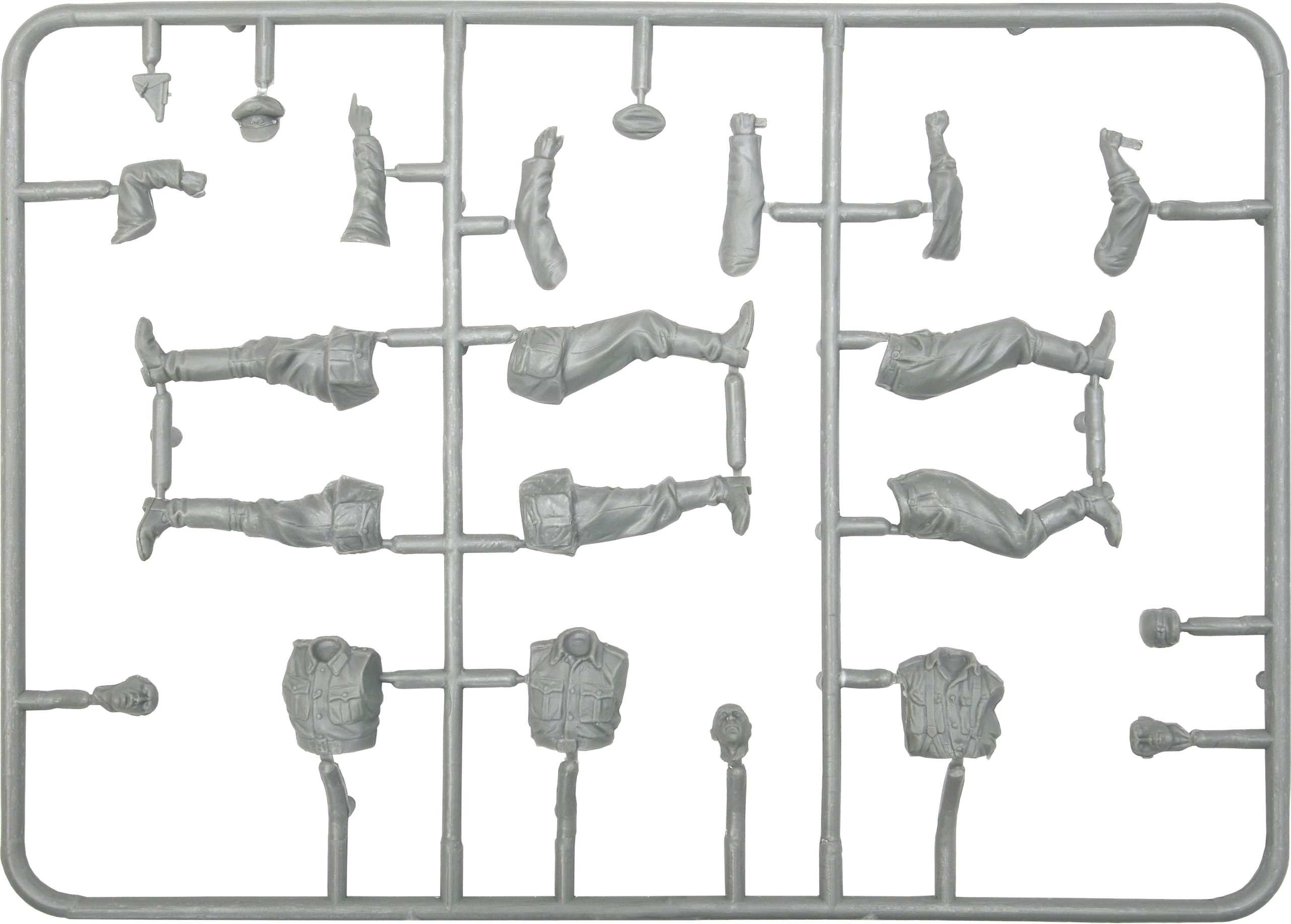 ak-interactive-1-35-german-soldiers-carrying-ammo-boxes-set-di-miniature image 8