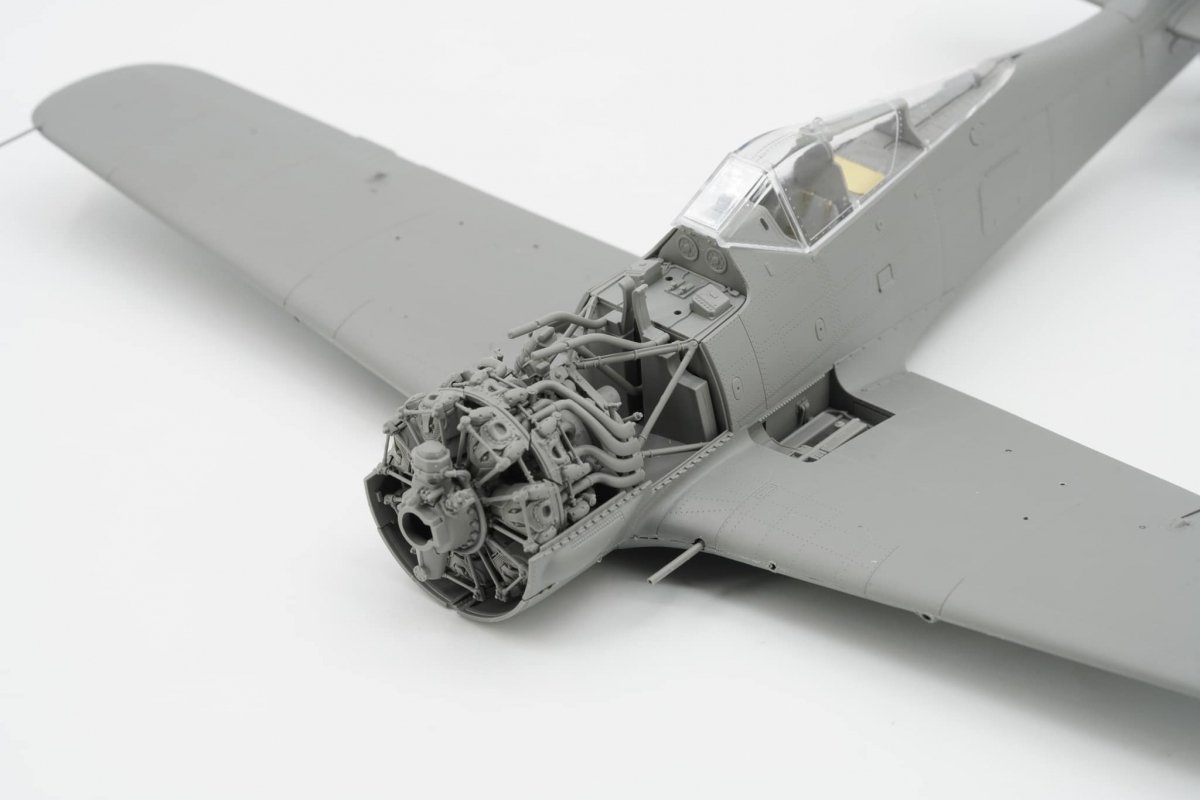 ak-interactive-1-35-focke-wulf-fw-190a-8-r2-6-7-8 image 8