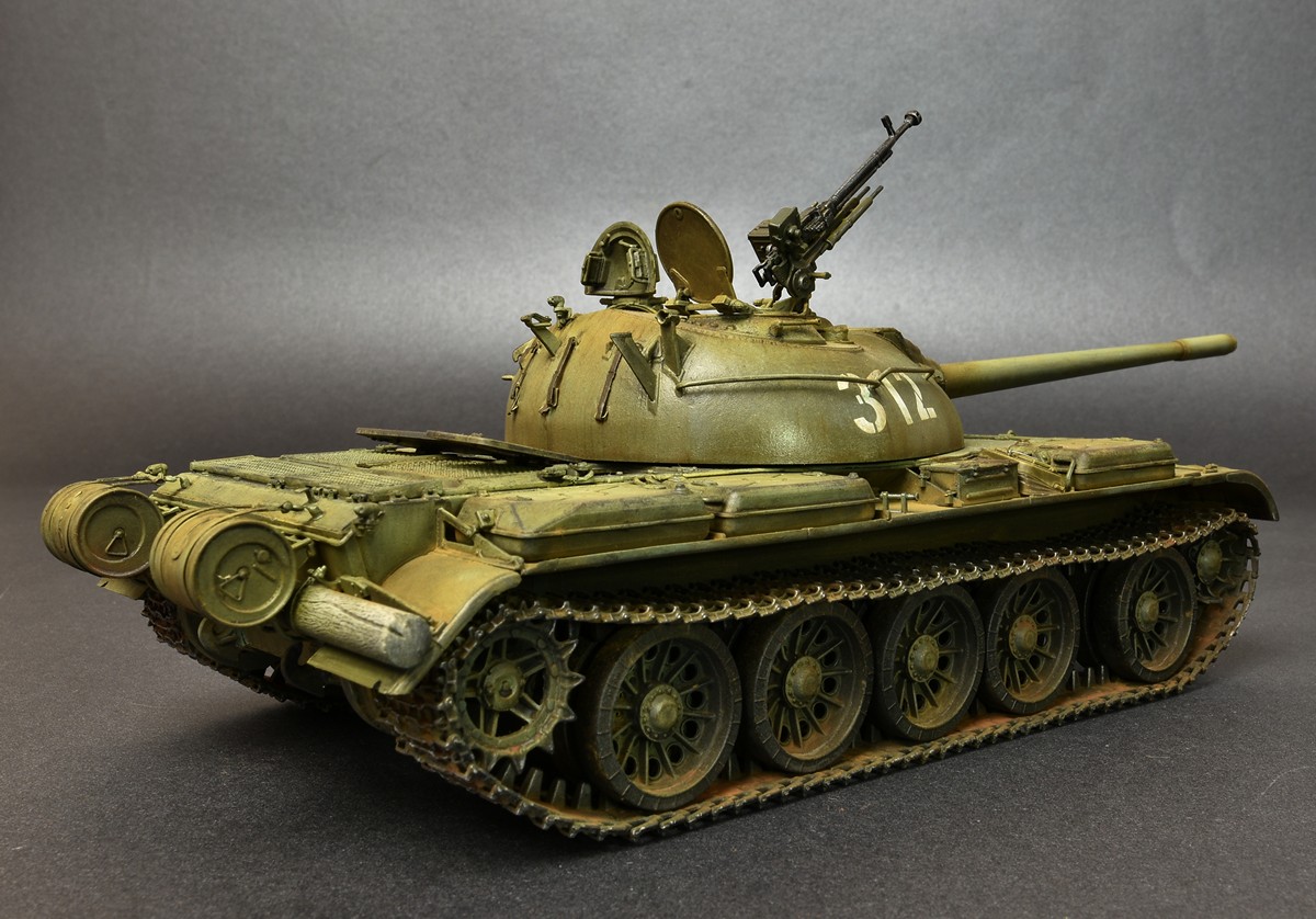 ak-interactive-1-35-t-54a-soviet-medium-tank-kit-carro-armato image 8