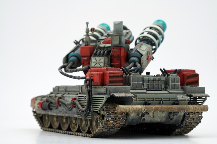 ak-interactive-1-35-tesla-tank-kit-carro-armato-da-costruire-e-dipingere-in-scal image 2