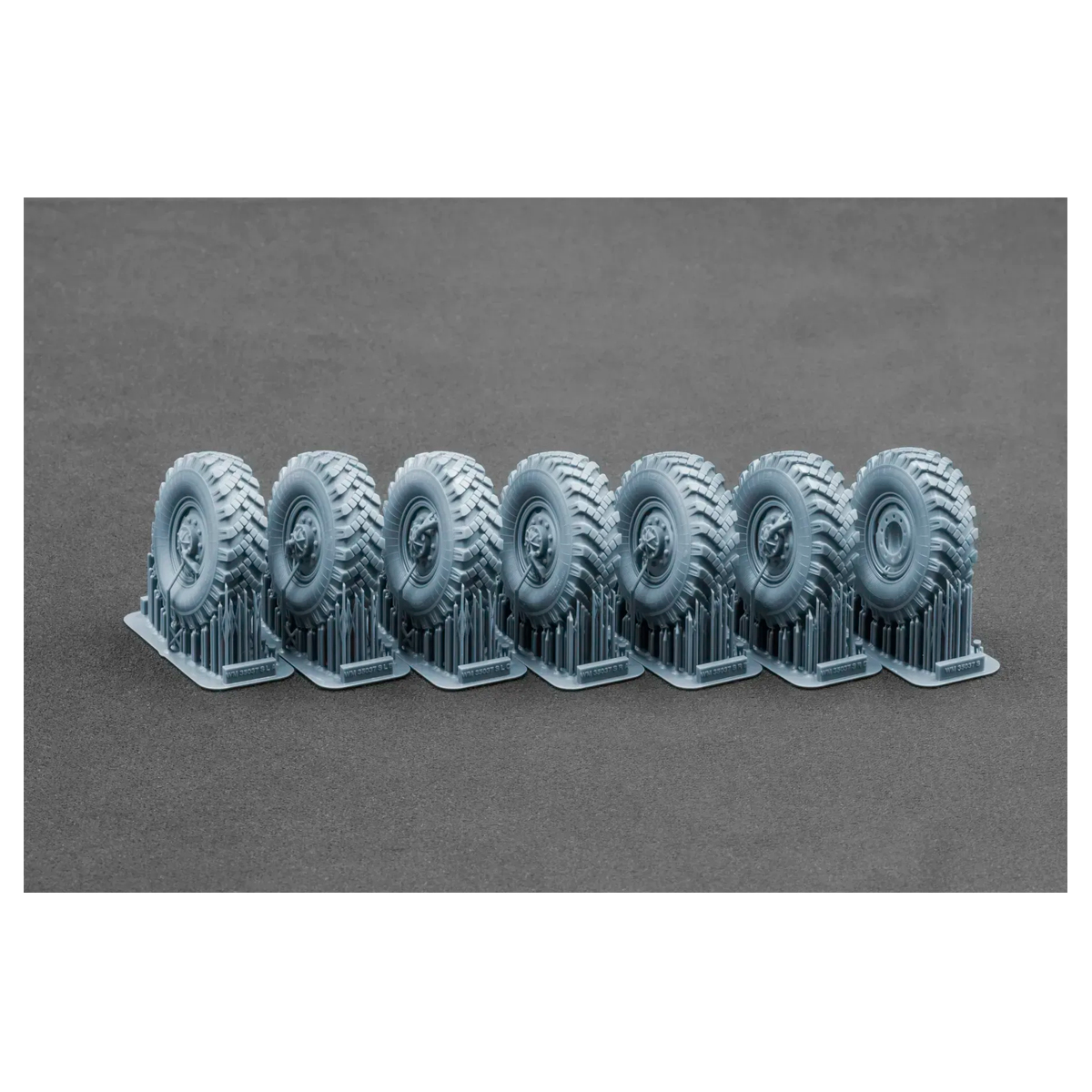 ak-interactive-set-ruote-ponderate-per-ural-4320-in-1-35 image 6