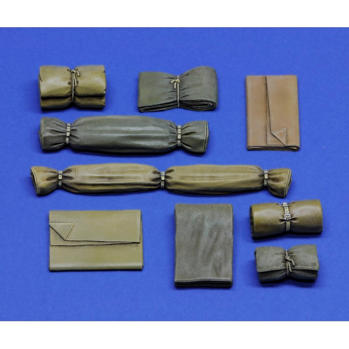 ak-interactive-tentpacks-and-bedrolls-part-2-accessori-1-16-per-diorami image 1