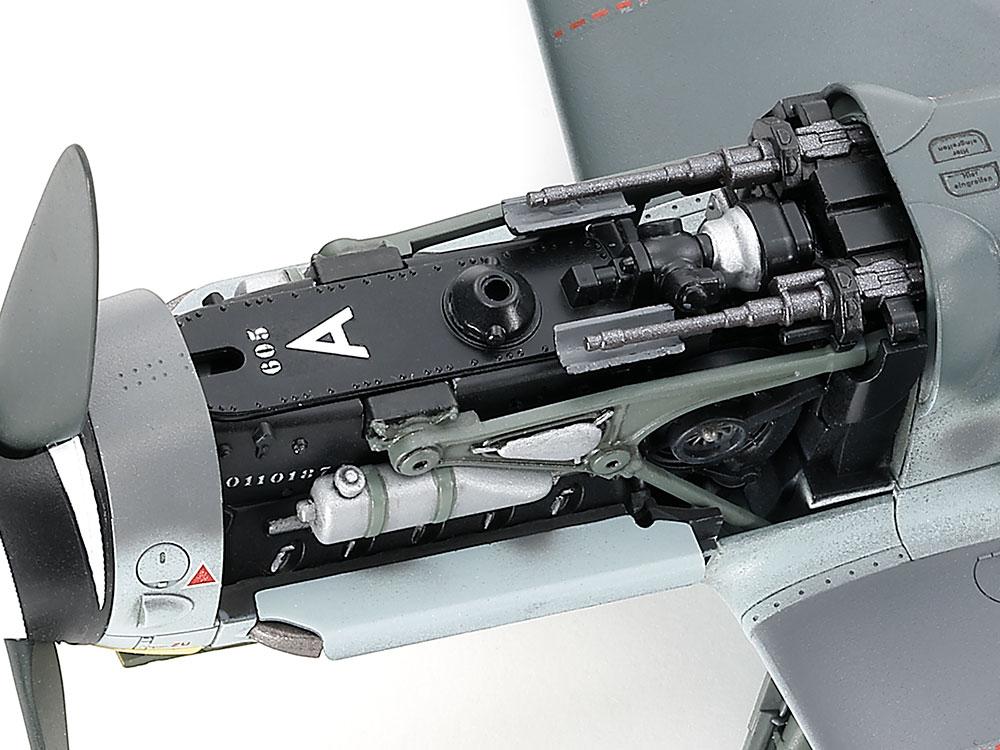 ak-interactive-kit-modellismo-1-48-messerschmitt-bf109-g-6-late-production image 7