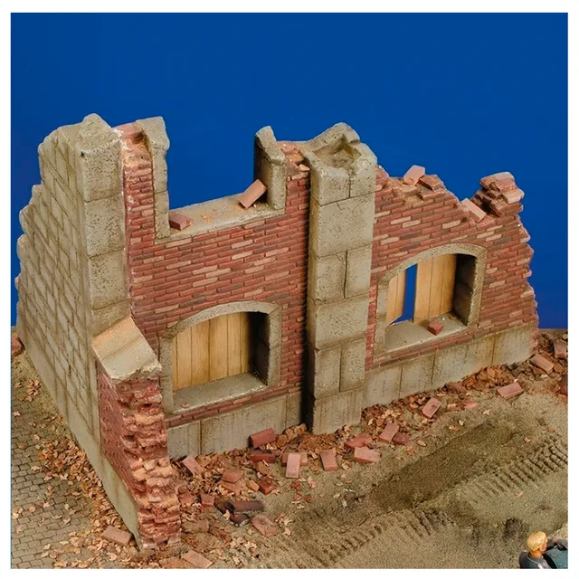 ak-interactive-barn-ruin-1-35-scenografia-per-diorami-in-scala-1-35 image 1