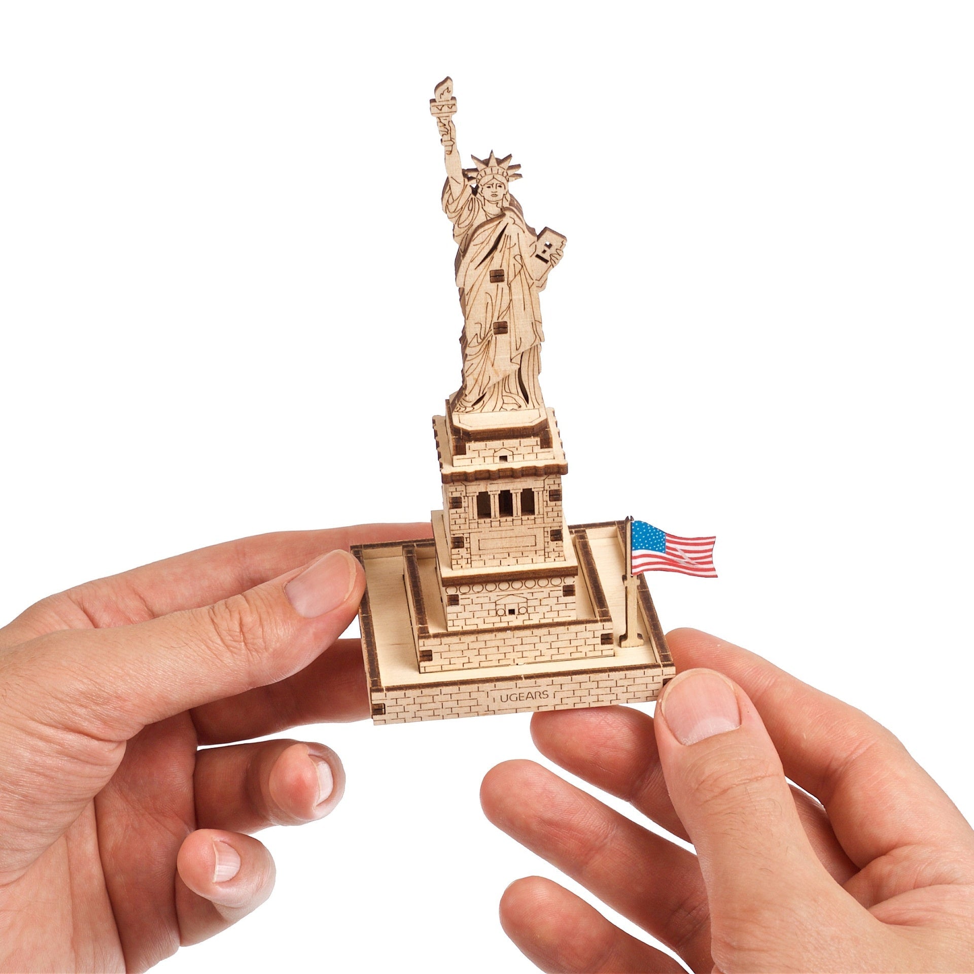 ugears-statua-della-libert-kit-di-modellismo-meccanico-in-legno image 4