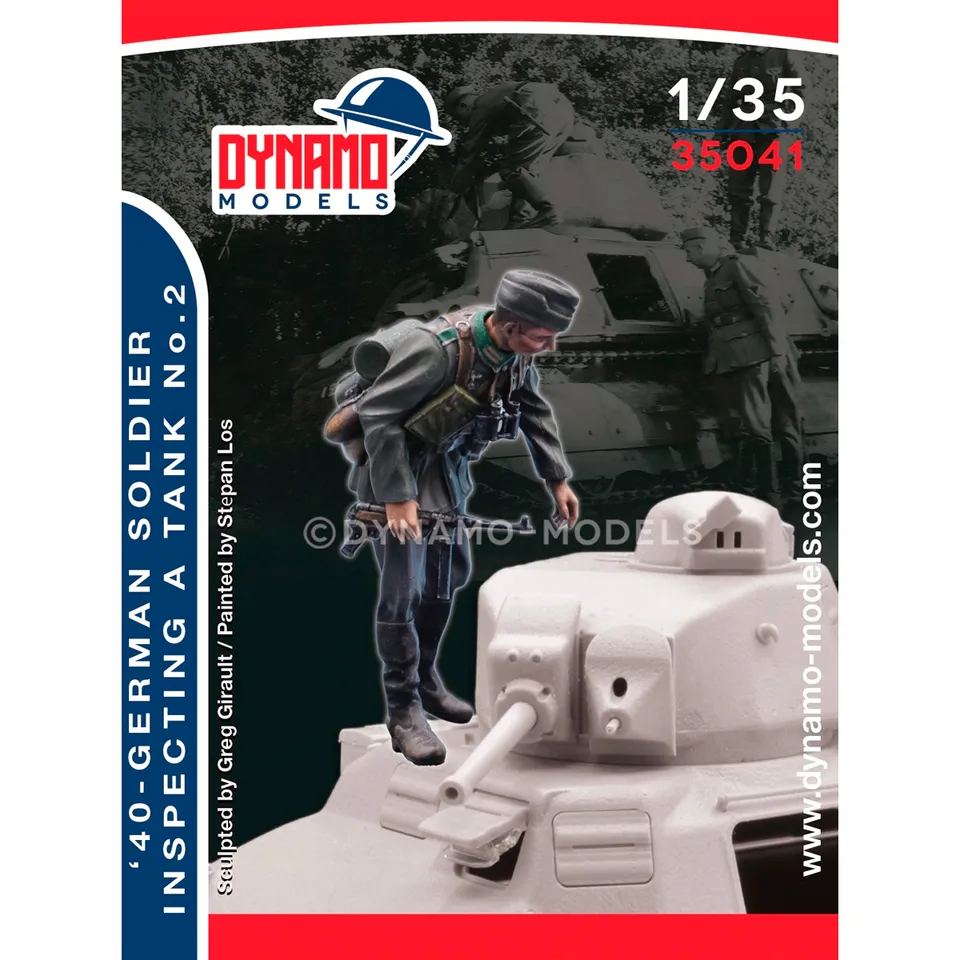 ak-interactive-1-35-40-german-infantry-inspecting-a-tank-no-2-figura-in-scala image 1