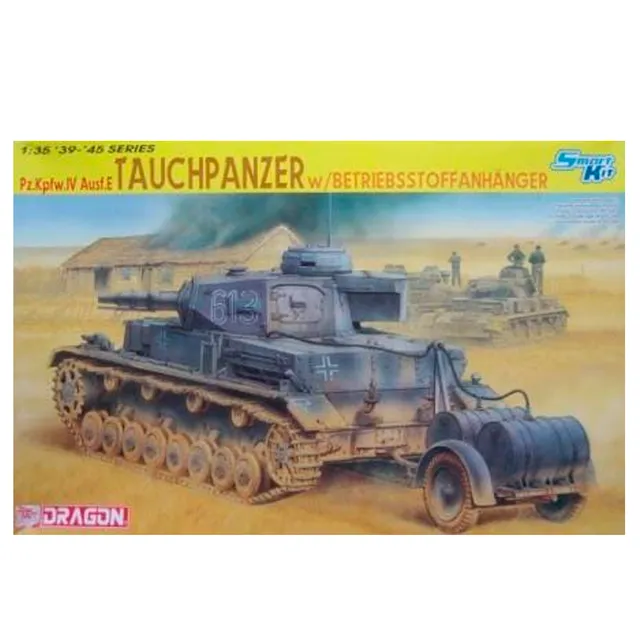 ak-interactive-1-35-pz-kpfw-iv-ausf-e-tauchpanzer-con-betriebsstoffanh-nger image 1